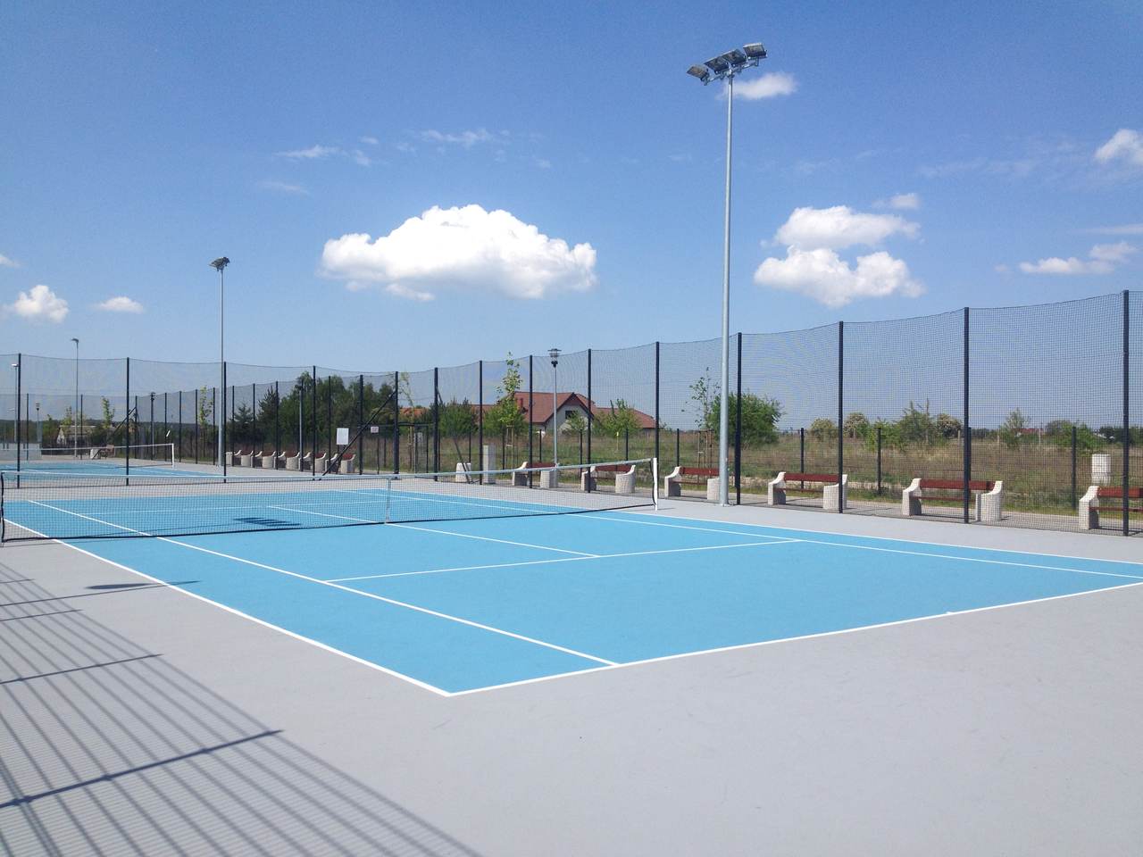 Kort z nawierzchnią akrylową_3