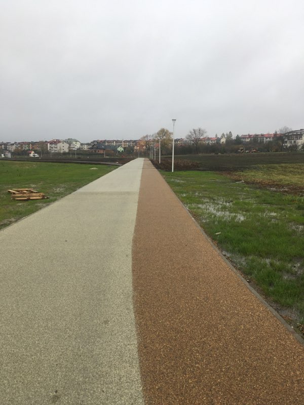 Budowa nawierzchni mineralno-żywicznej_4